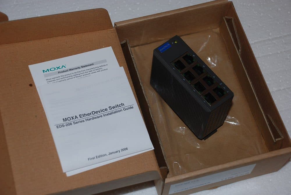 Switch Industrial 8port 10/100BaseT(X) ports, plastic housing, -10 to 60°C MOXA marca Moxa - Switch Industrial DIN-Rail