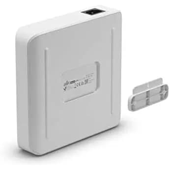 Ubiquiti UniFi Switch Lite 16 PoE Gen2 | Conmutador Gigabit de 16 puertos con 8 puertos PoE+ 802.3at marca Ubiquiti - Switch PoE Administrable L2 L3