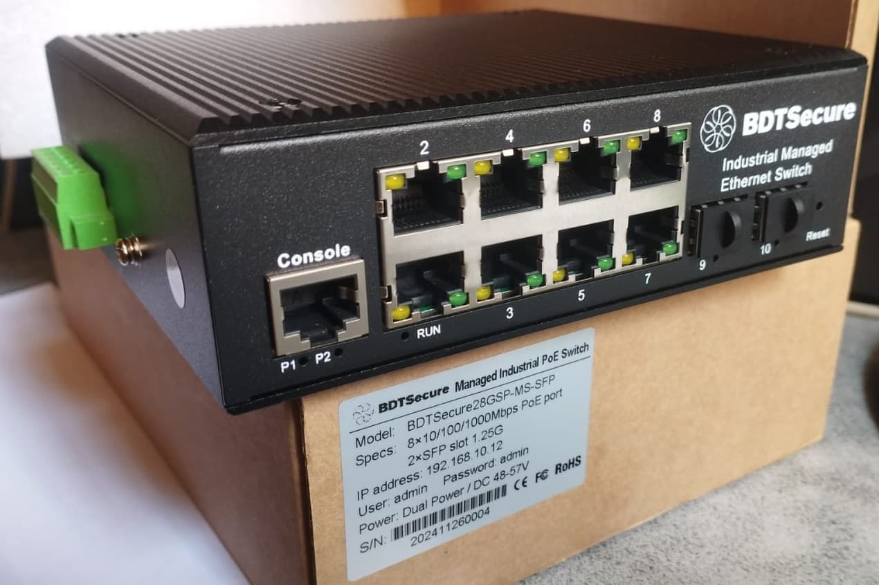 Switch Industrial administrable 8P RJ45 Gigabit 802.3at PoE + 2P SFP 1Gb- DIN-Rail marca BDTSecure - Switch Industrial DIN-Rail